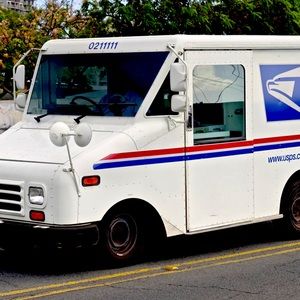 $5 This listing is only for shipping labels needed for overweight packages, etc.